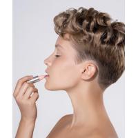 Бальзам-уход для губ 01