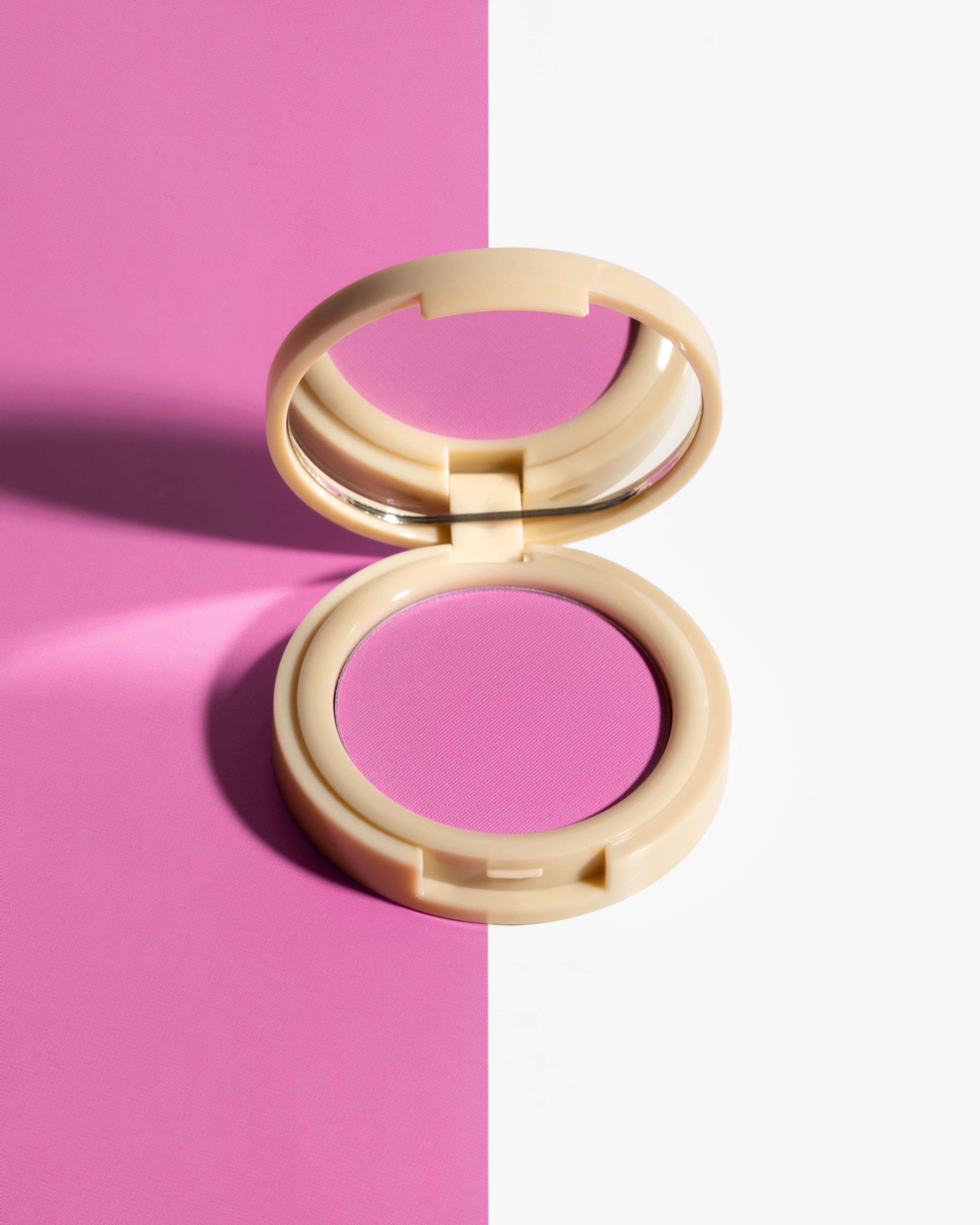 Румяна OPEN*STAGE,  тон 201 жемчужный розовый 