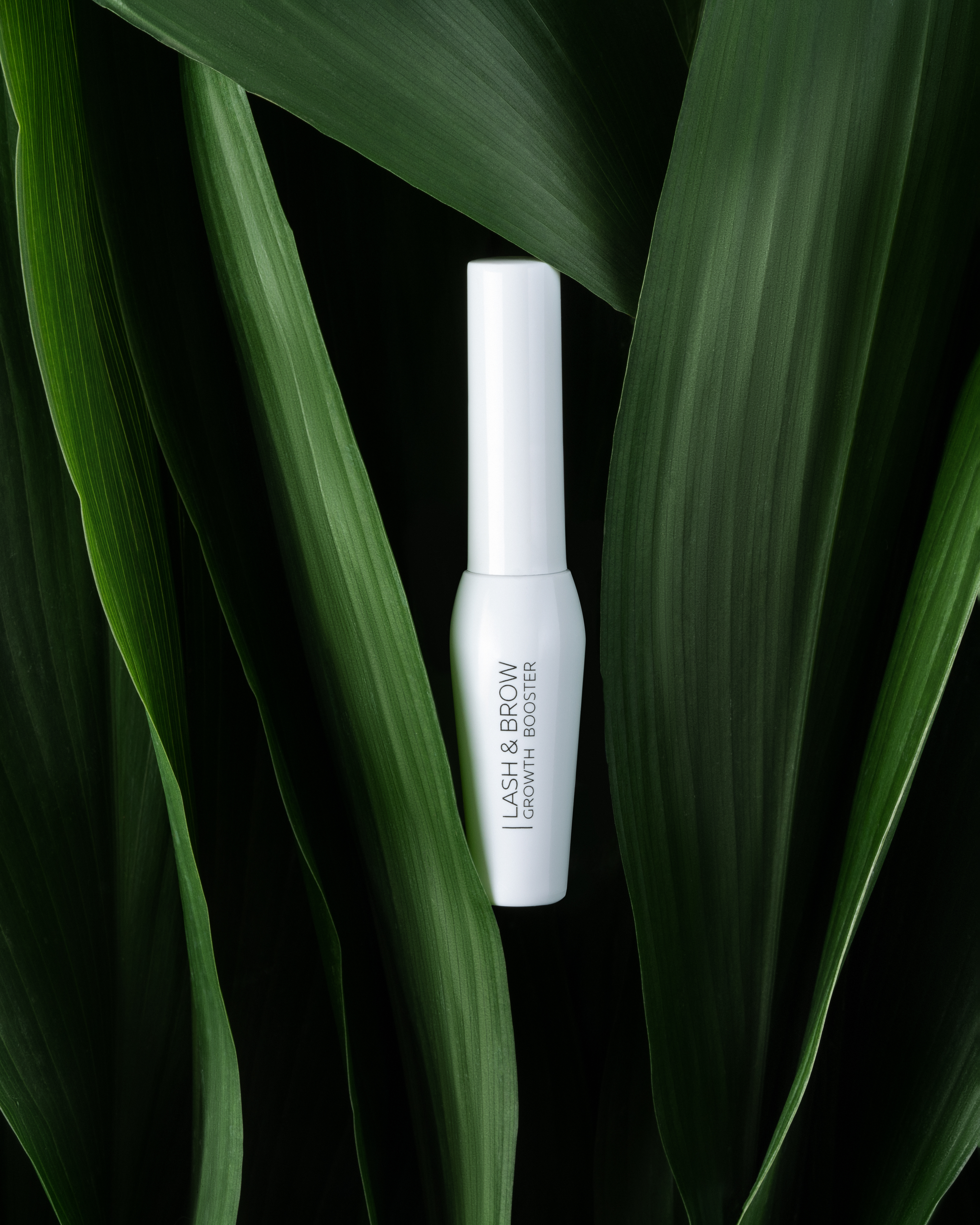 Сыворотка-гель для бровей и ресниц с пептидами LASH&BROW / GROWTH BOOSTER 