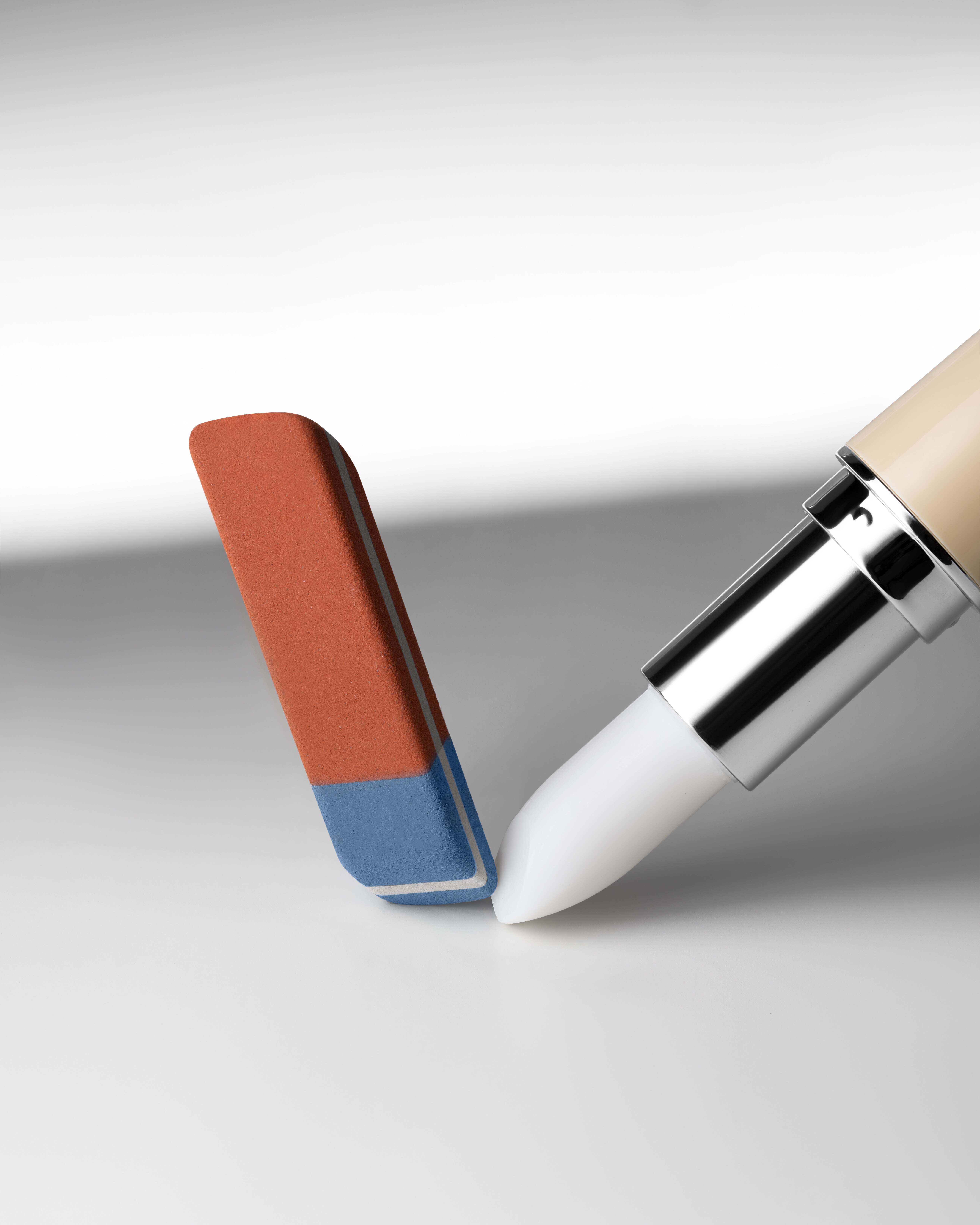 Выравнивающий праймер-стик для лица BlurStick 